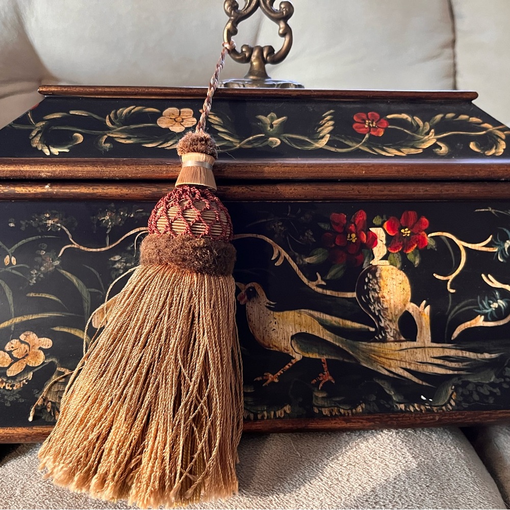 Elegant Black and Gold Decorative Box with Tassel